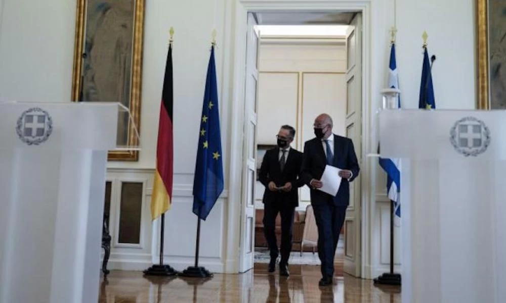 ''Γκριζάρουν'' το Αιγαίο οι Γερμανοί: "Οι Έλληνες έχουν καταρχήν δίκιο, αλλά δεν είναι σοφό να στέλνουν δυνάμεις στην περιοχή"